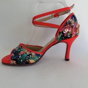 Flores con naranja neón