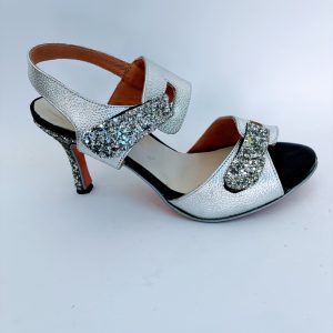 Plata con glitter plantilla negra