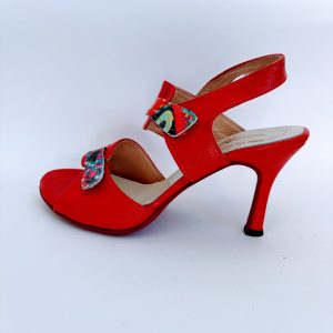 Rojo graneado con grafitti